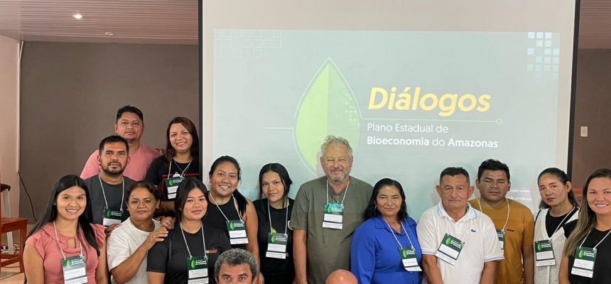 O Governo do Amazonas, por meio da Secretaria de Estado de Desenvolvimento Econômico, Ciência, Tecnologia e Inovação (Sedecti), promoveu, nesta segunda-feira (05/05), mais uma etapa dos Diálogos Municipais, no município de Santa Isabel do Rio Negro (a 630 quilômetros de Manaus). O evento foi organizado em parceria com o Serviço Brasileiro de Apoio às Micro e Pequenas Empresas (Sebrae), no Auditório Municipal Irmã Dulce, localizado na avenida Duque de Caxias, bairro Centro.